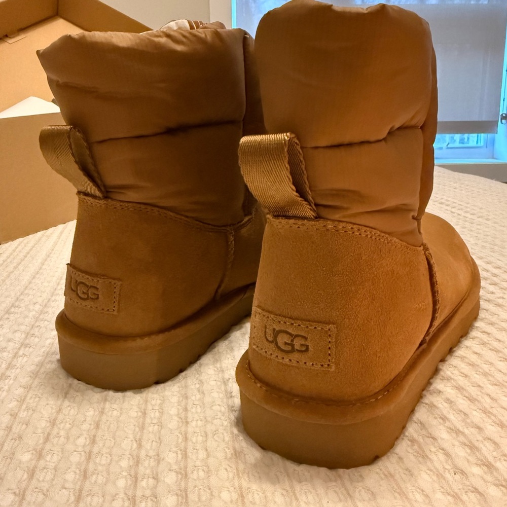 Ugg Classic Maxi Toggle Boot - image 8
